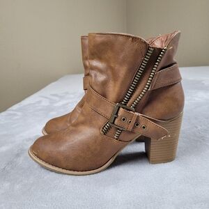 Not Rated Women's Ankle Boots Brown Pull On Buckle Size 9